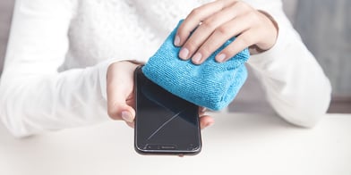 Telefon Hoparlörü Nasıl Temizlenir?